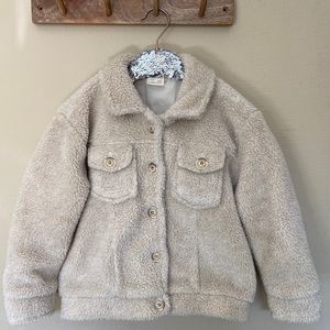 Cute & Comfy Zara Girls Sherpa Jacket - Size 7.